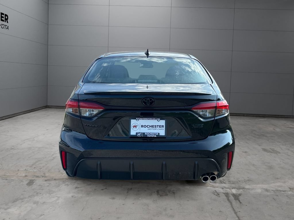 Used 2026 Toyota Corolla XSE FWD image 4