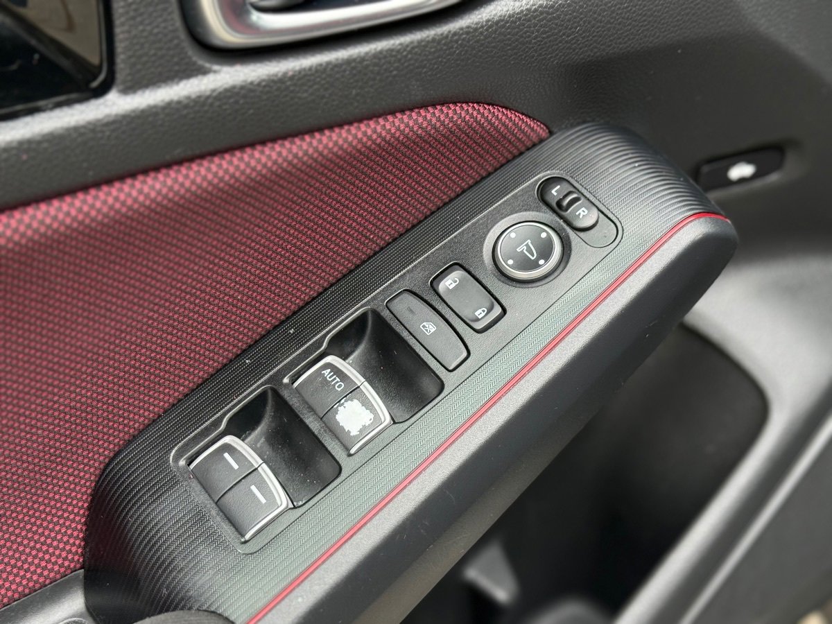 Used 2022 Honda Civic Si image 13