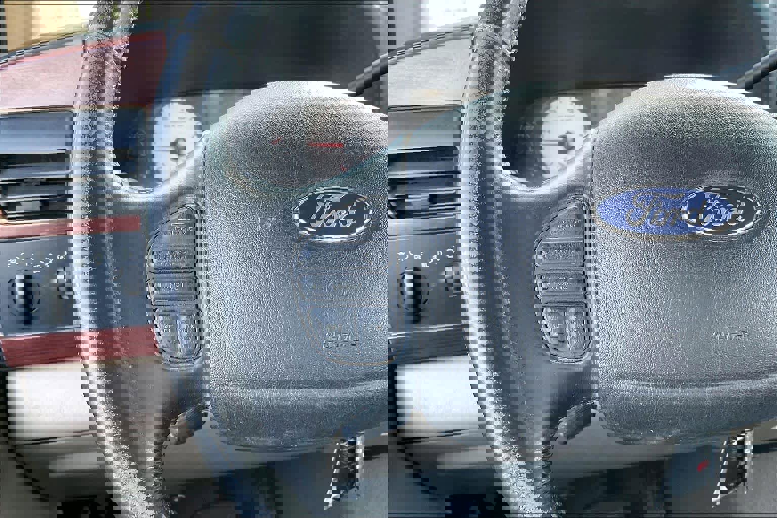 Used 2005 Ford F250 Lariat image 23