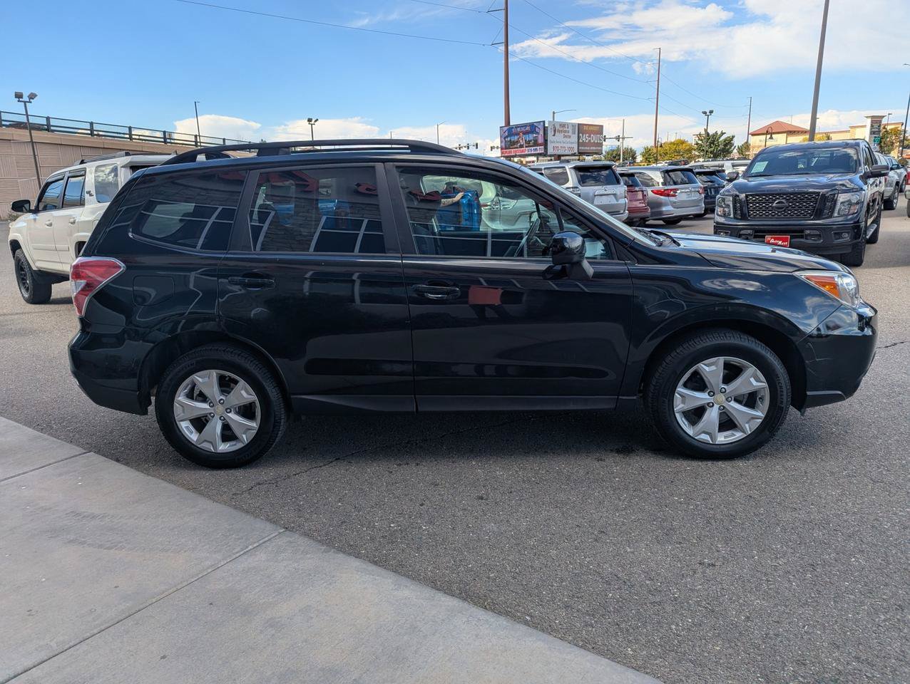 Used 2016 Subaru Forester 2.5i Premium AWD/4WD image 7