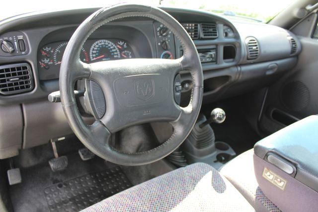 Used 1999 Dodge Ram 2500 Truck 4x4 Quad Cab image 10