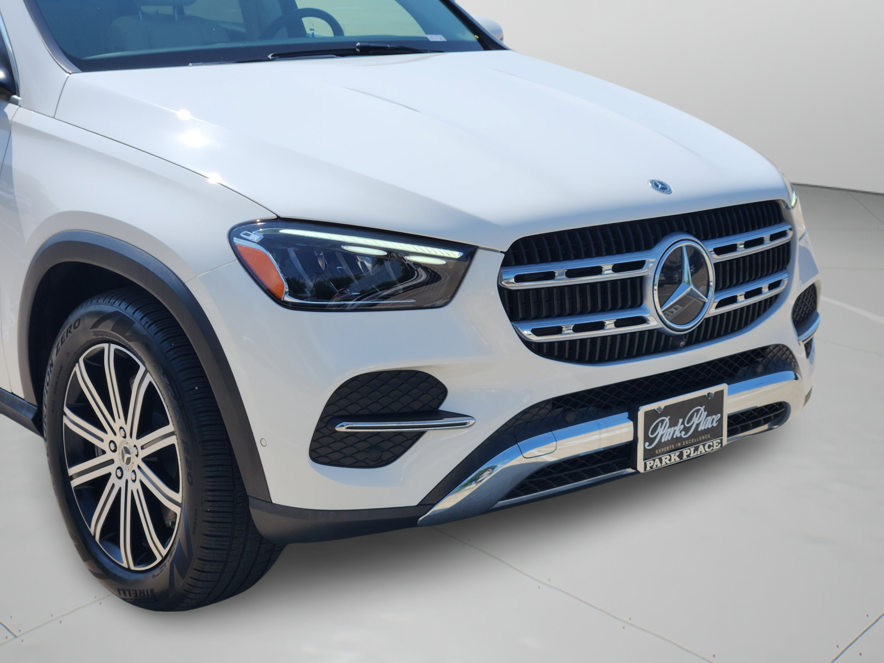 Used 2024 Mercedes-Benz GLE 450 4MATIC image 30