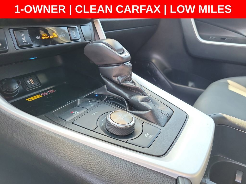 Used 2023 Toyota RAV4 XSE AWD/4WD image 34