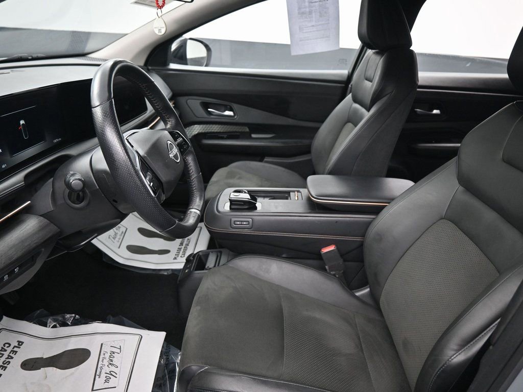 Used 2023 Nissan Ariya FWD image 24