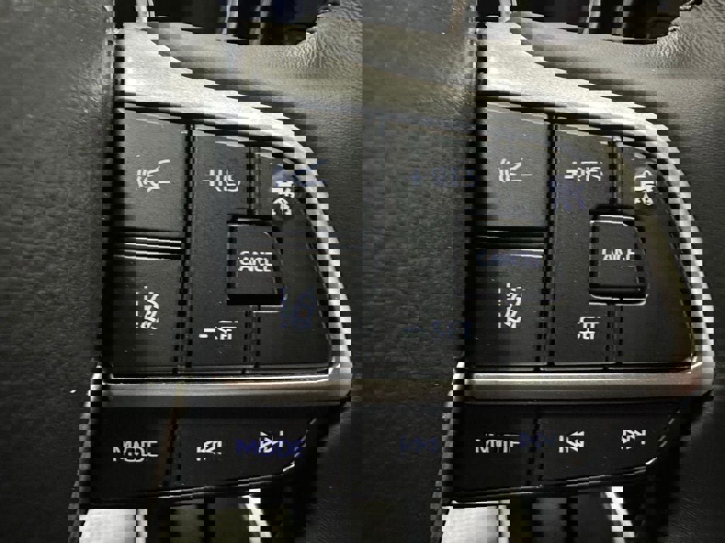 Used 2025 Toyota Highlander XSE image 20