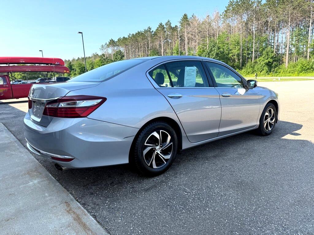 Used 2016 Honda Accord LX image 4