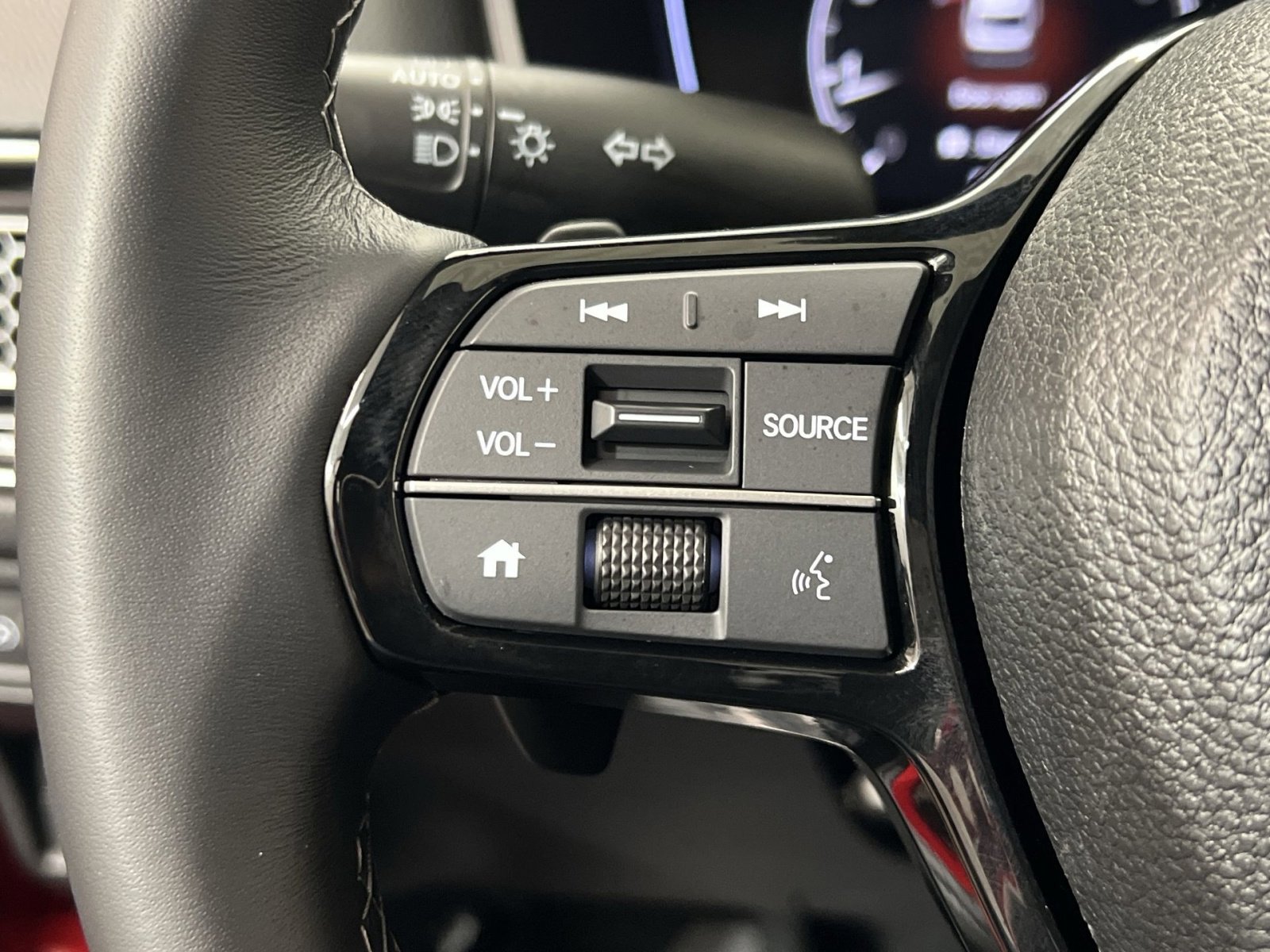 Used 2025 Honda Civic Sport image 29