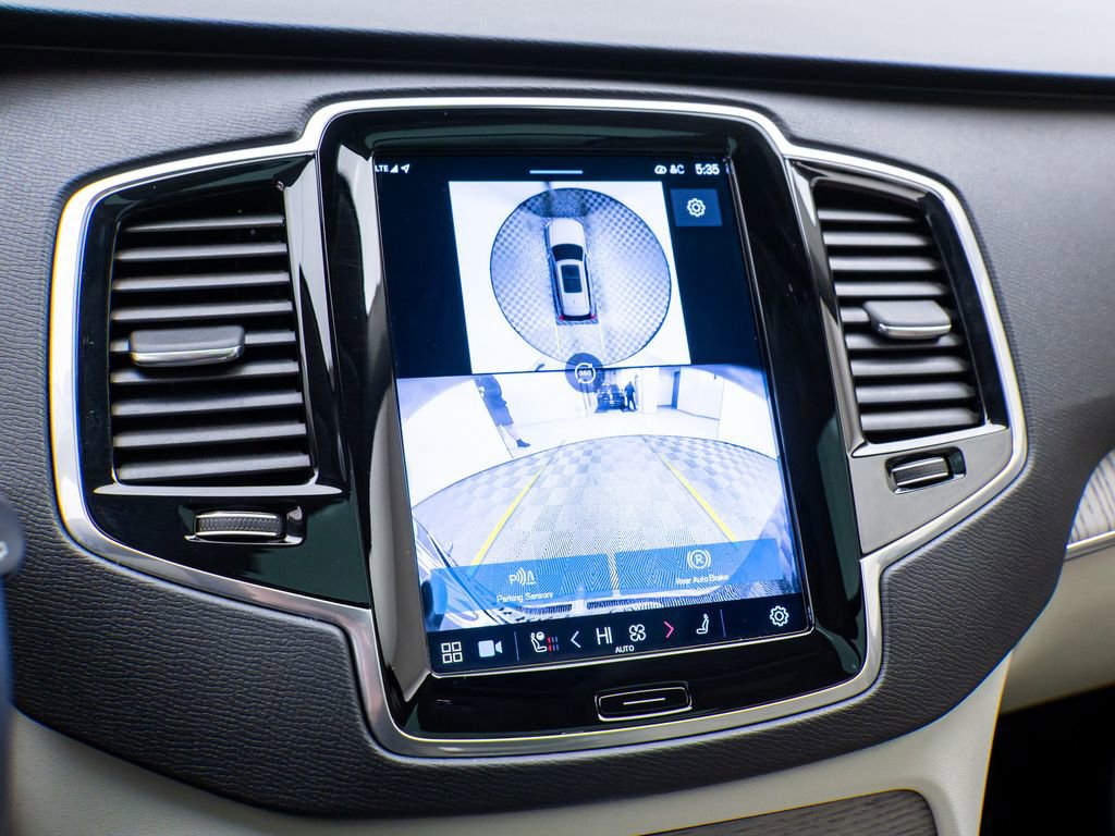 Used 2024 Volvo XC90 T8 Plus w/ Protection Package Premier image 24