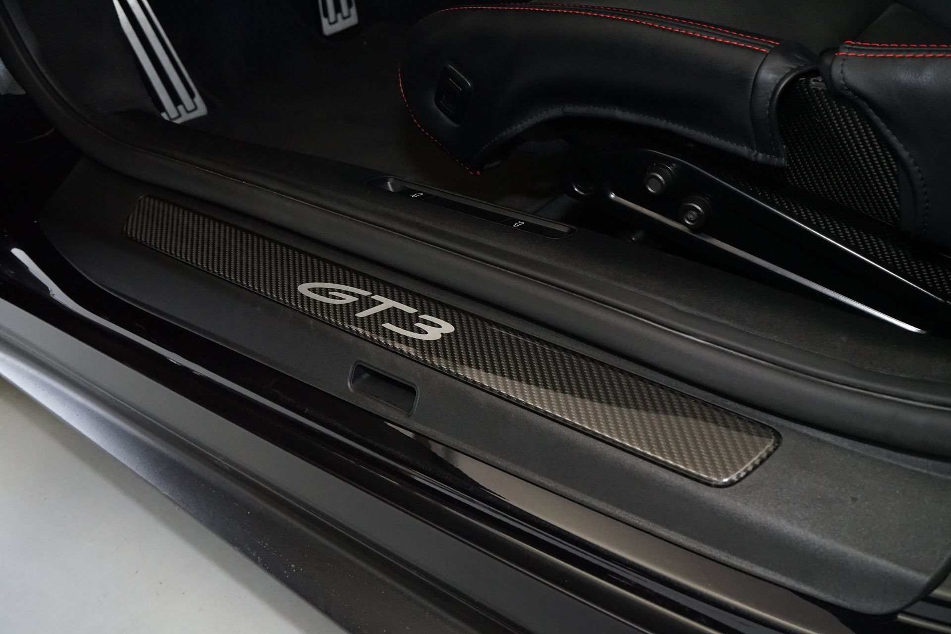 Used 2022 Porsche 911 GT3 RWD image 28