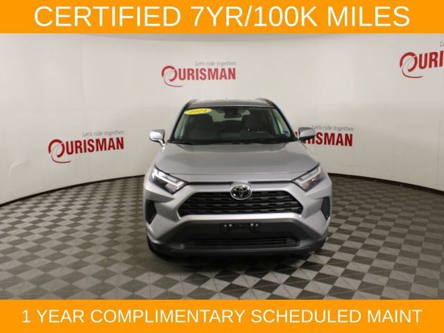 Used 2024 Toyota RAV4 XLE FWD image 12