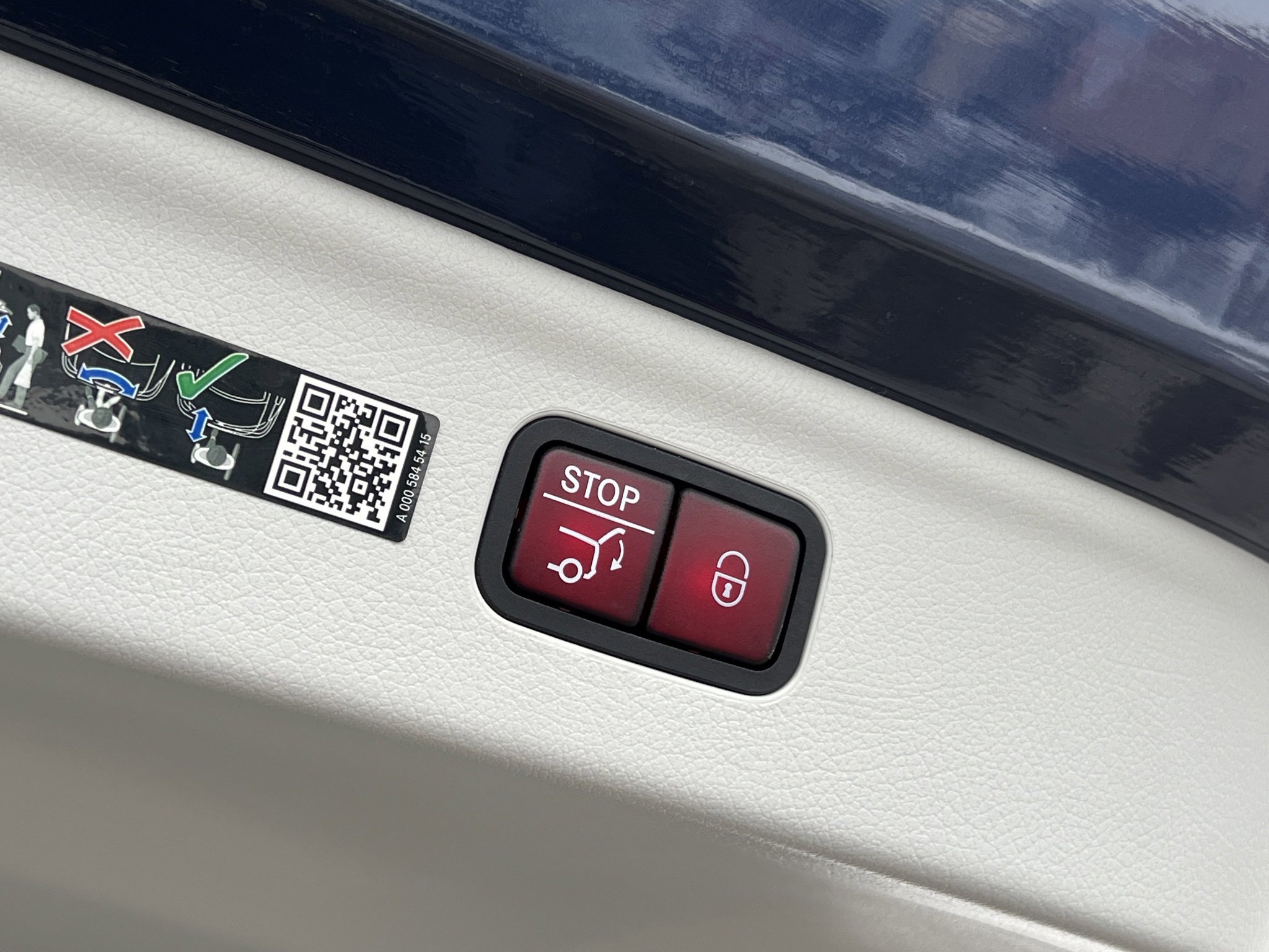 Used 2024 Mercedes-Benz EQE 350+ 4MATIC SUV w/ AMG Line Exterior Package image 21