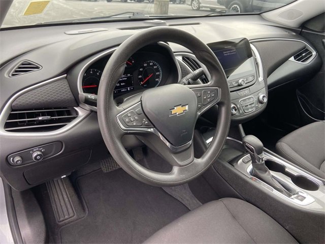 Used 2024 Chevrolet Malibu LT image 14