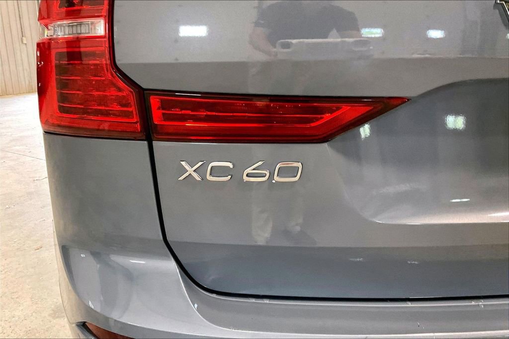 Used 2023 Volvo XC60 B5 Plus w/ Climate Package AWD/4WD image 24