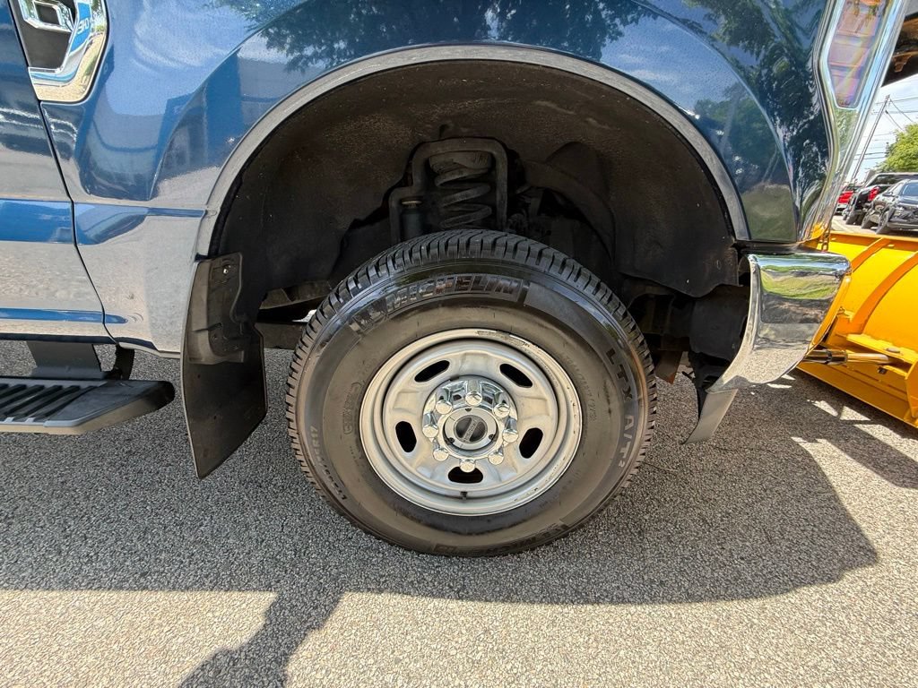 Used 2018 Ford F250 XL w/ Power Equipment Group AWD/4WD image 28