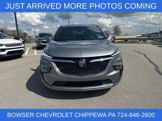 Used 2024 Buick Enclave Avenir image 11