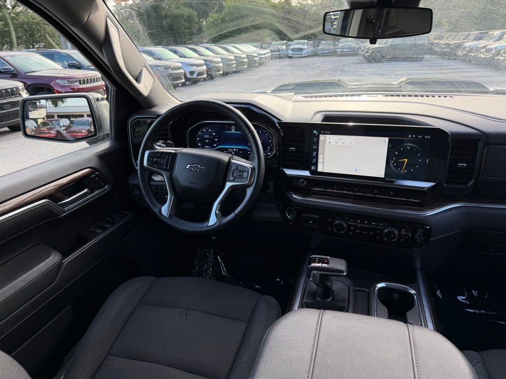 Used 2023 Chevrolet Silverado 1500 LT Trail Boss w/ Protection Package image 33