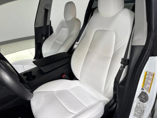 Used 2021 Tesla Model 3 Standard Range Plus RWD image 14