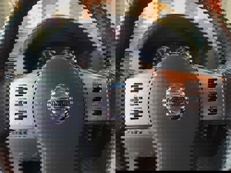 Used 2006 Nissan Pathfinder SE w/ (P01) Se Premium Pkg image 24