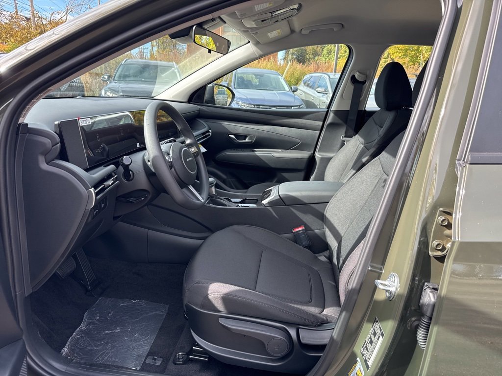 New 2026 Hyundai Tucson SE image 12