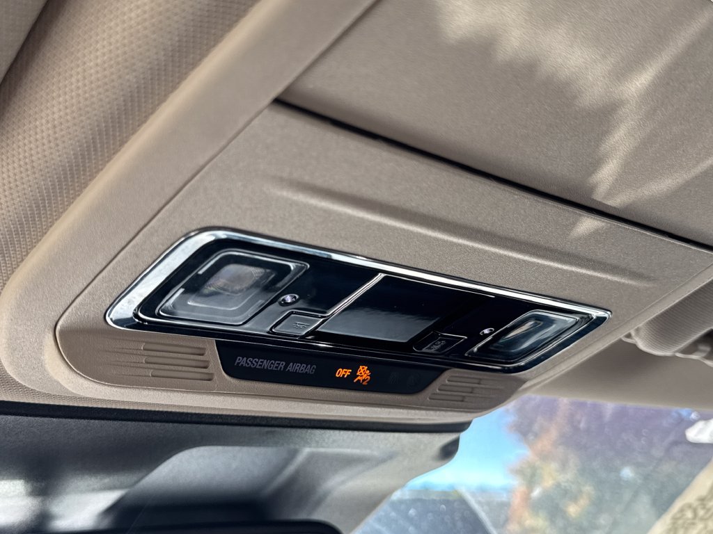 Used 2023 Lincoln Corsair AWD image 29