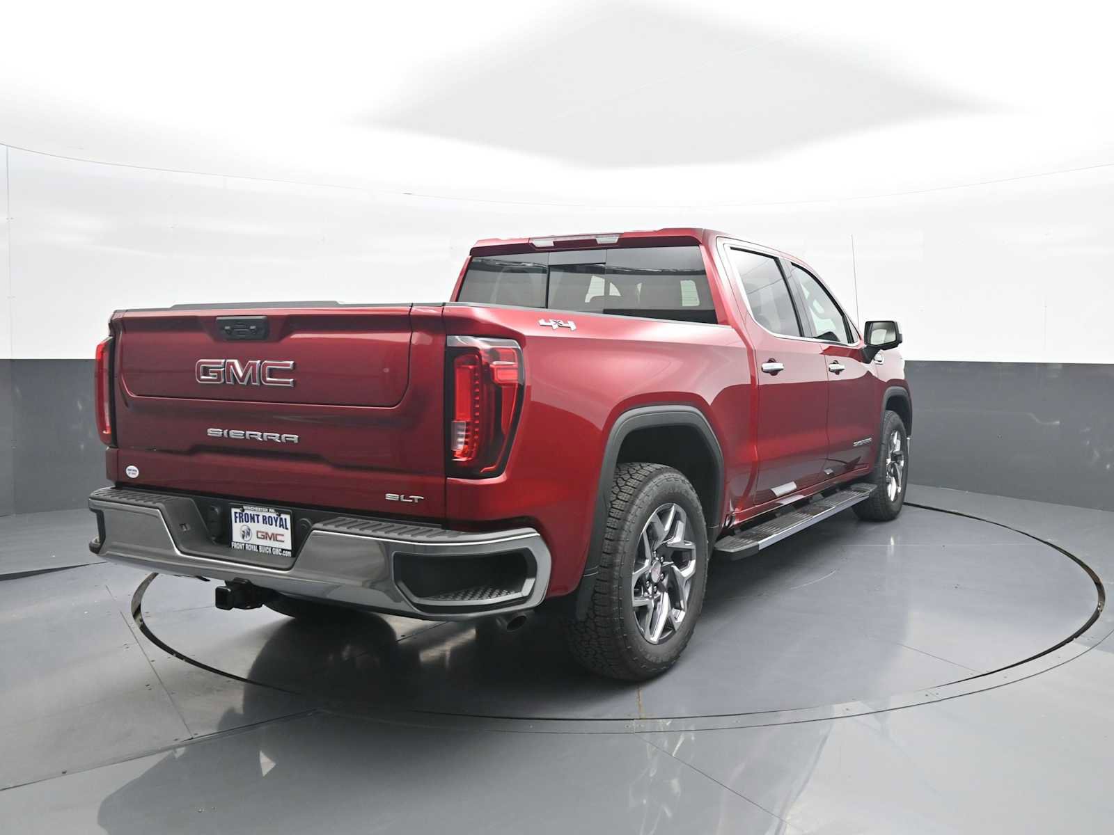 New 2026 GMC Sierra 1500 SLT w/ SLT Premium Package AWD/4WD image 7