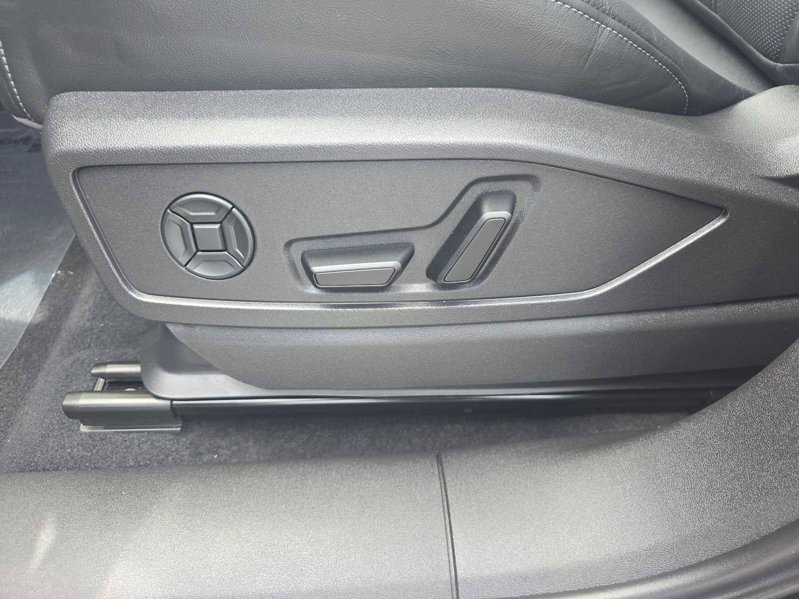 New 2025 Audi Q5 Prestige image 20