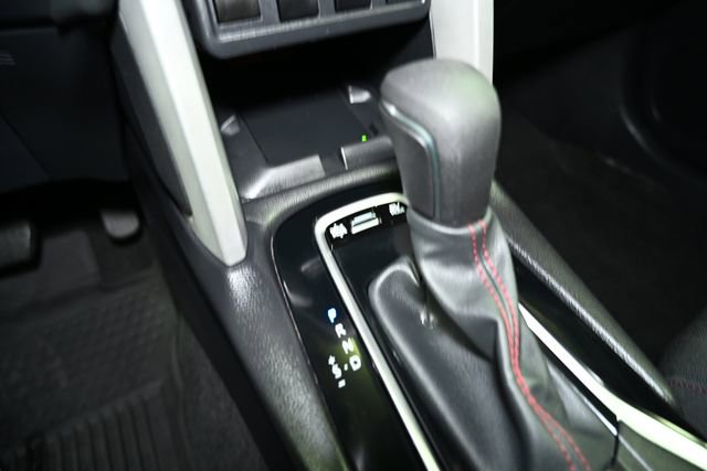 Used 2024 Toyota Corolla Cross AWD Hybrid w/ Moonroof Package image 31