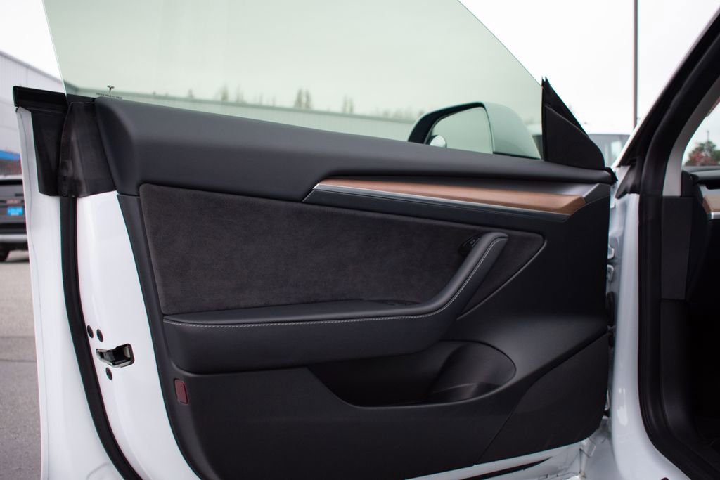 Used 2023 Tesla Model 3 Long Range image 19