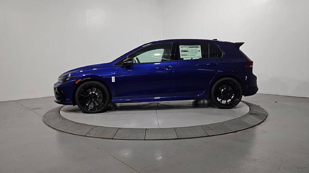 New 2027 Volkswagen Golf R Black Edition AWD/4WD image 2