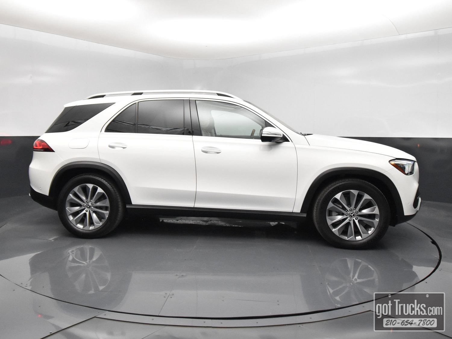 Used 2020 Mercedes-Benz GLE 450 4MATIC image 48