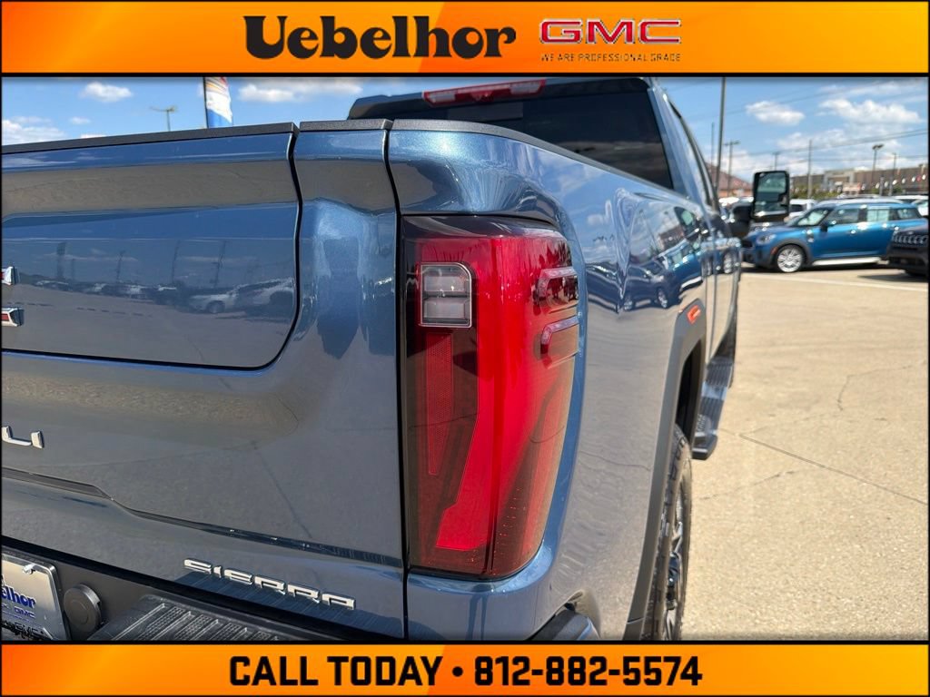 New 2026 GMC Sierra 2500 Denali w/ Denali Reserve Package AWD/4WD image 9