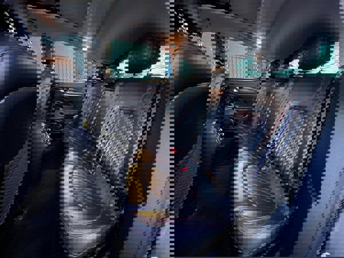 Used 2017 Maserati Levante w/ Sport Package image 15