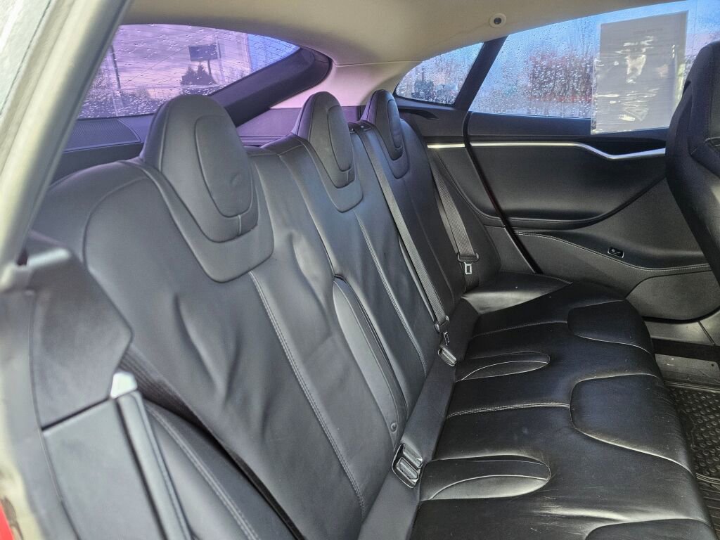 Used 2014 Tesla Model S 60 image 16