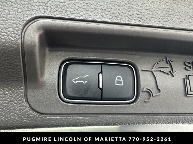 Used 2020 Ford Explorer Platinum AWD/4WD image 19