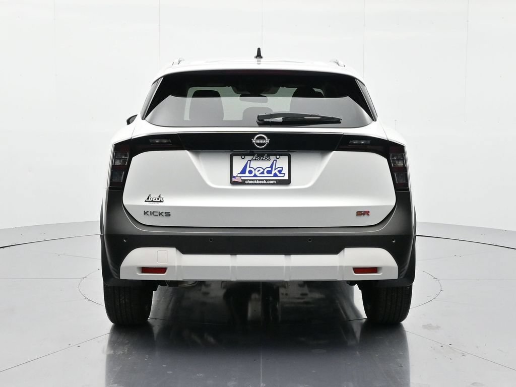 New 2026 Nissan Kicks SR FWD image 6