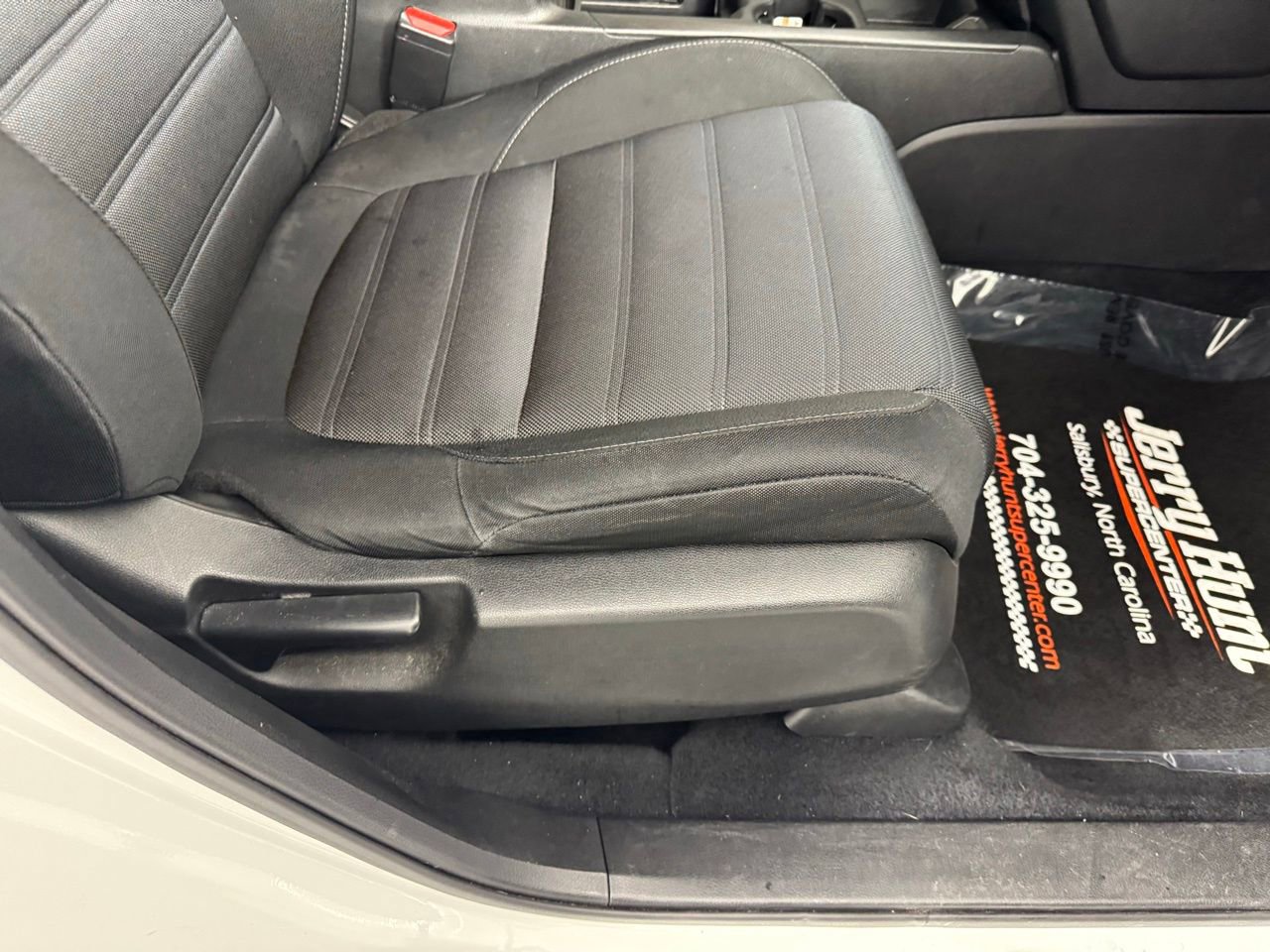 Used 2019 Honda CR-V EX image 35