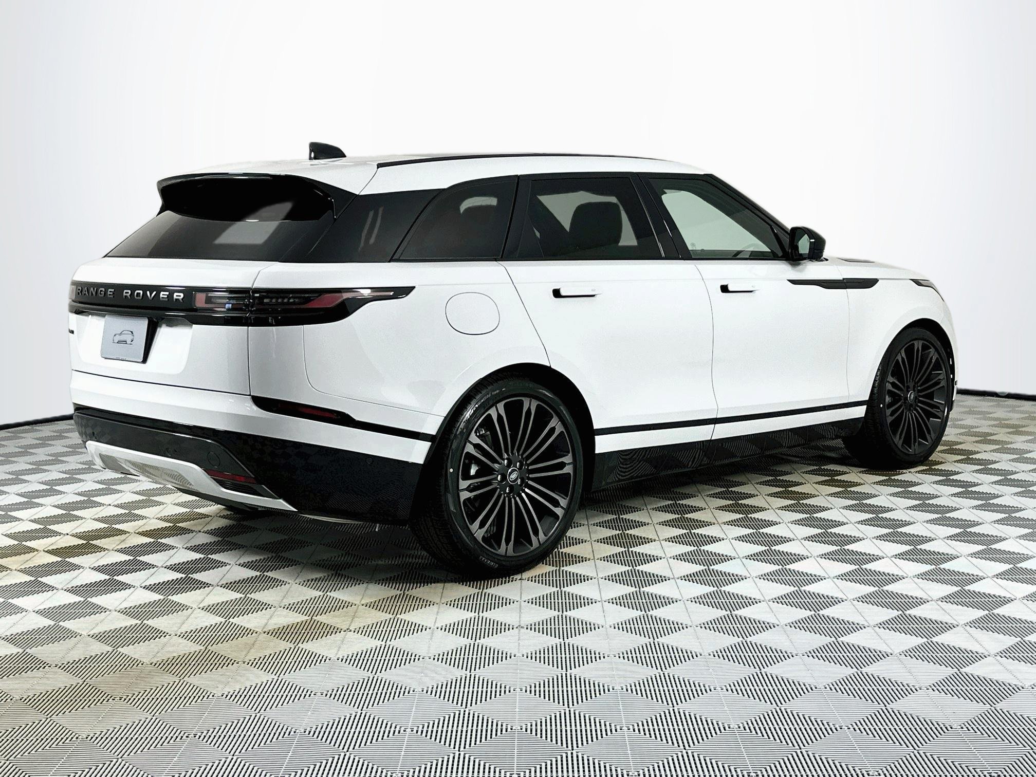 New 2026 Land Rover Range Rover Velar Belgravia AWD/4WD image 5