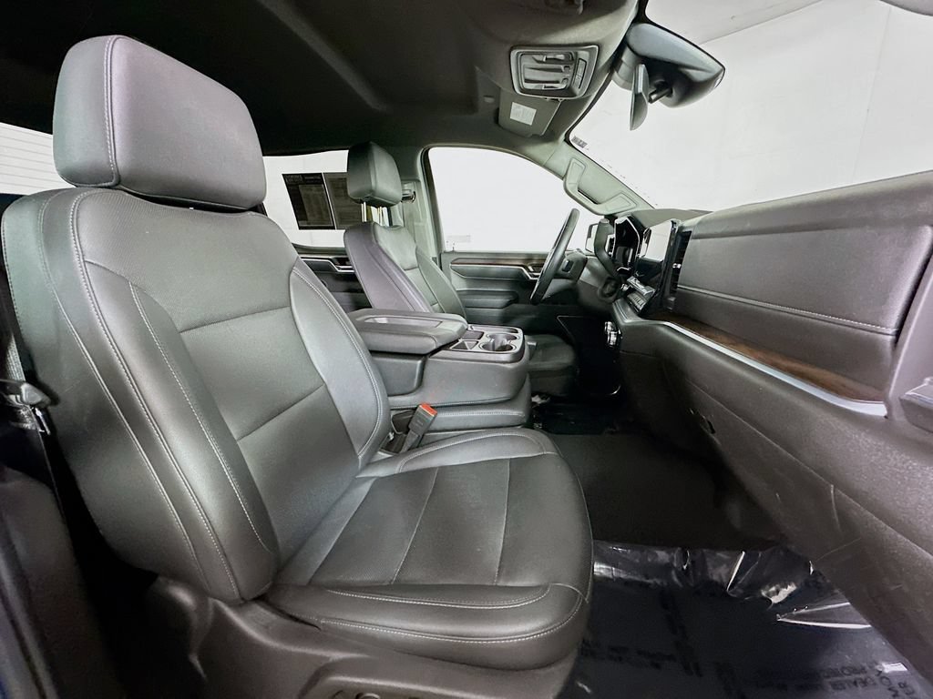 Used 2024 GMC Sierra 1500 SLT AWD/4WD image 12