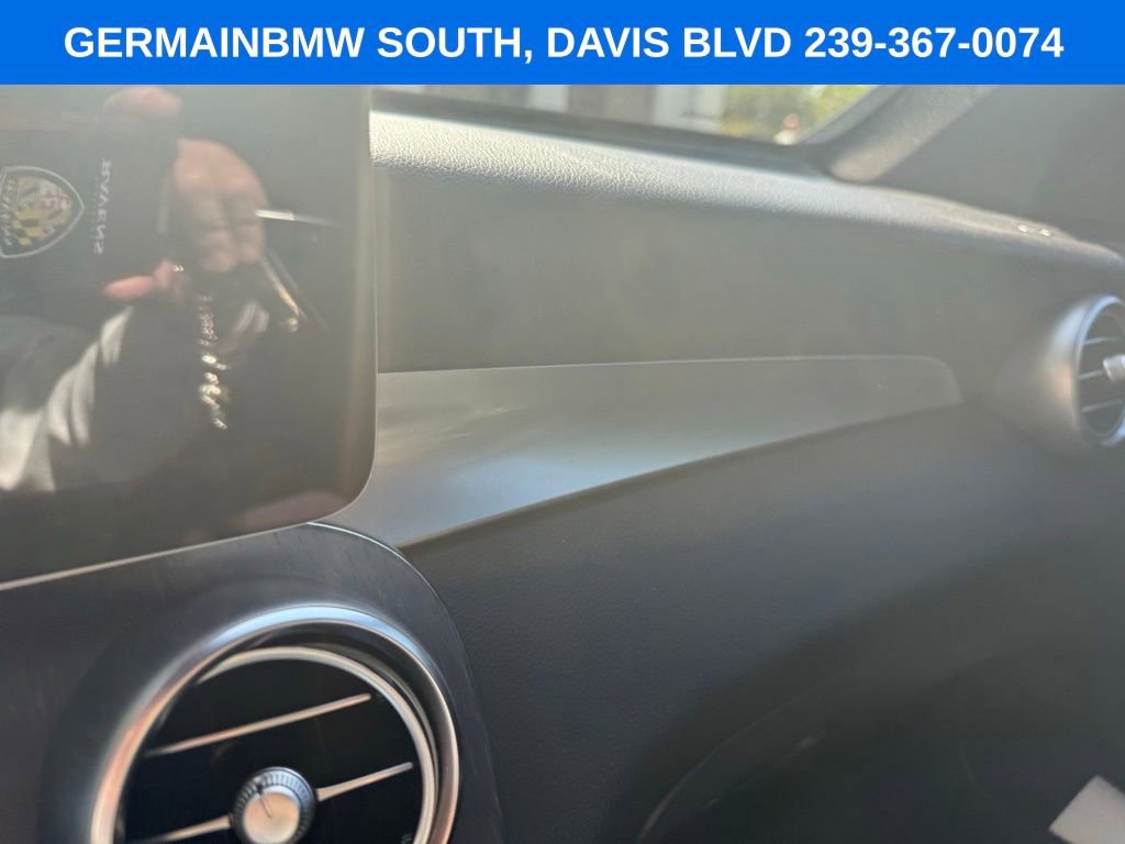 Used 2020 Mercedes-Benz GLC 300 image 21