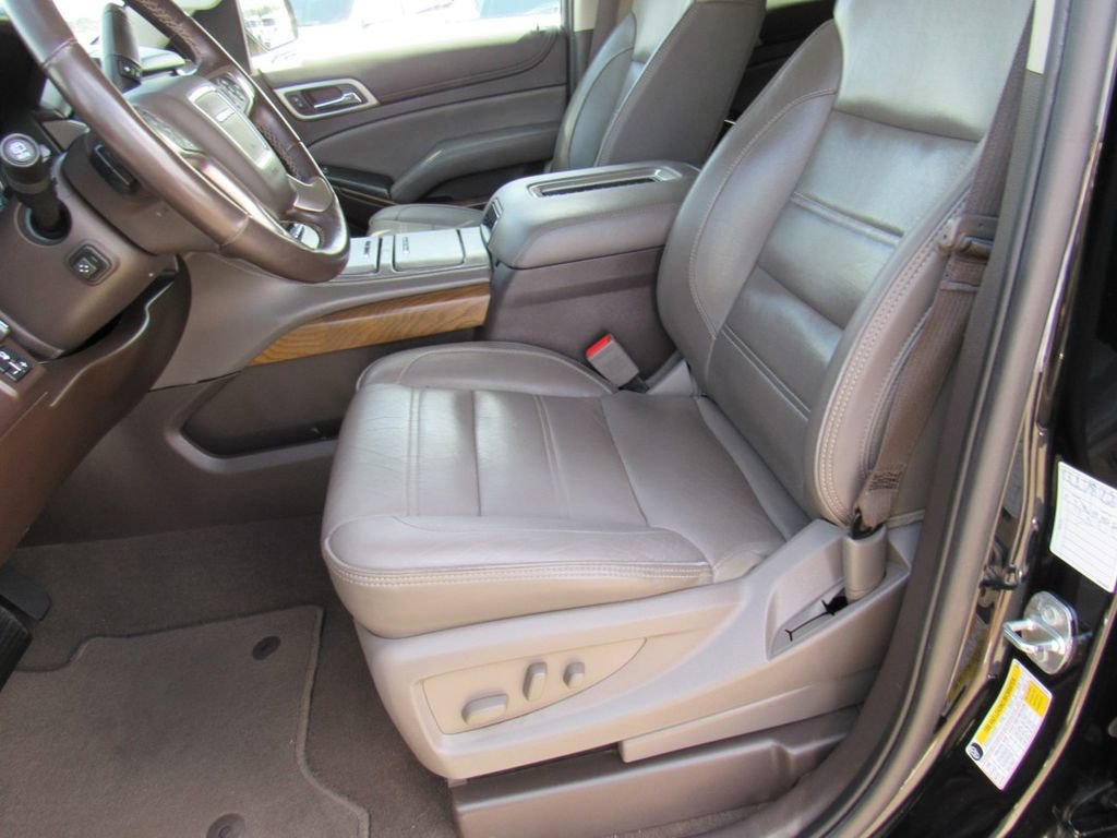 Used 2020 GMC Yukon XL Denali RWD image 15