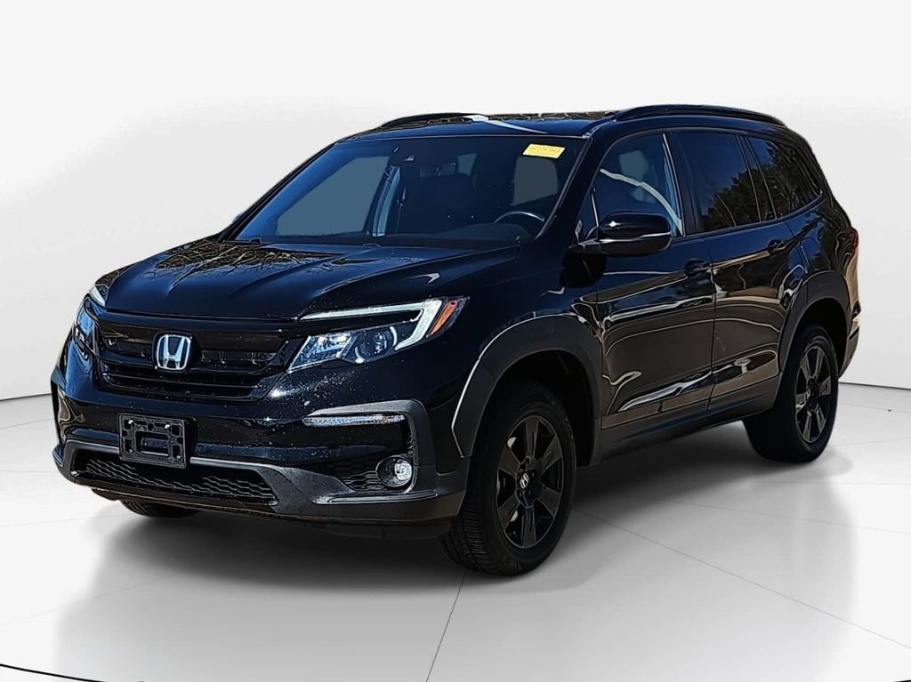 Used 2022 Honda Pilot TrailSport image 3