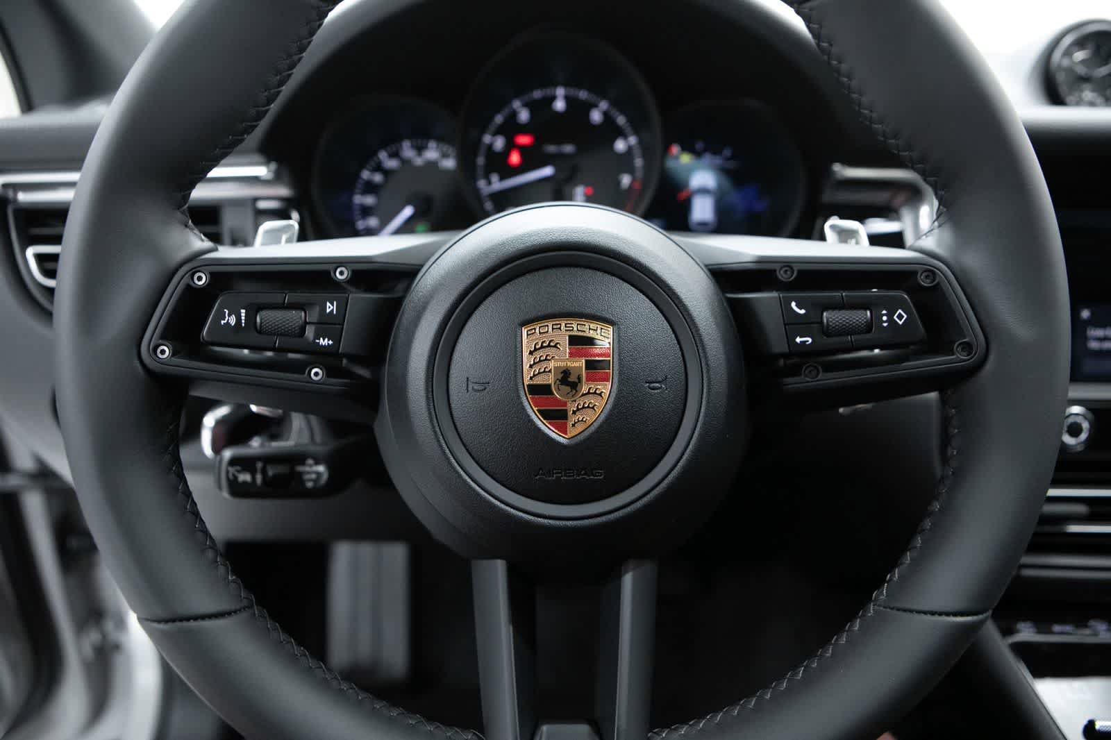 New 2026 Porsche Macan AWD/4WD image 14