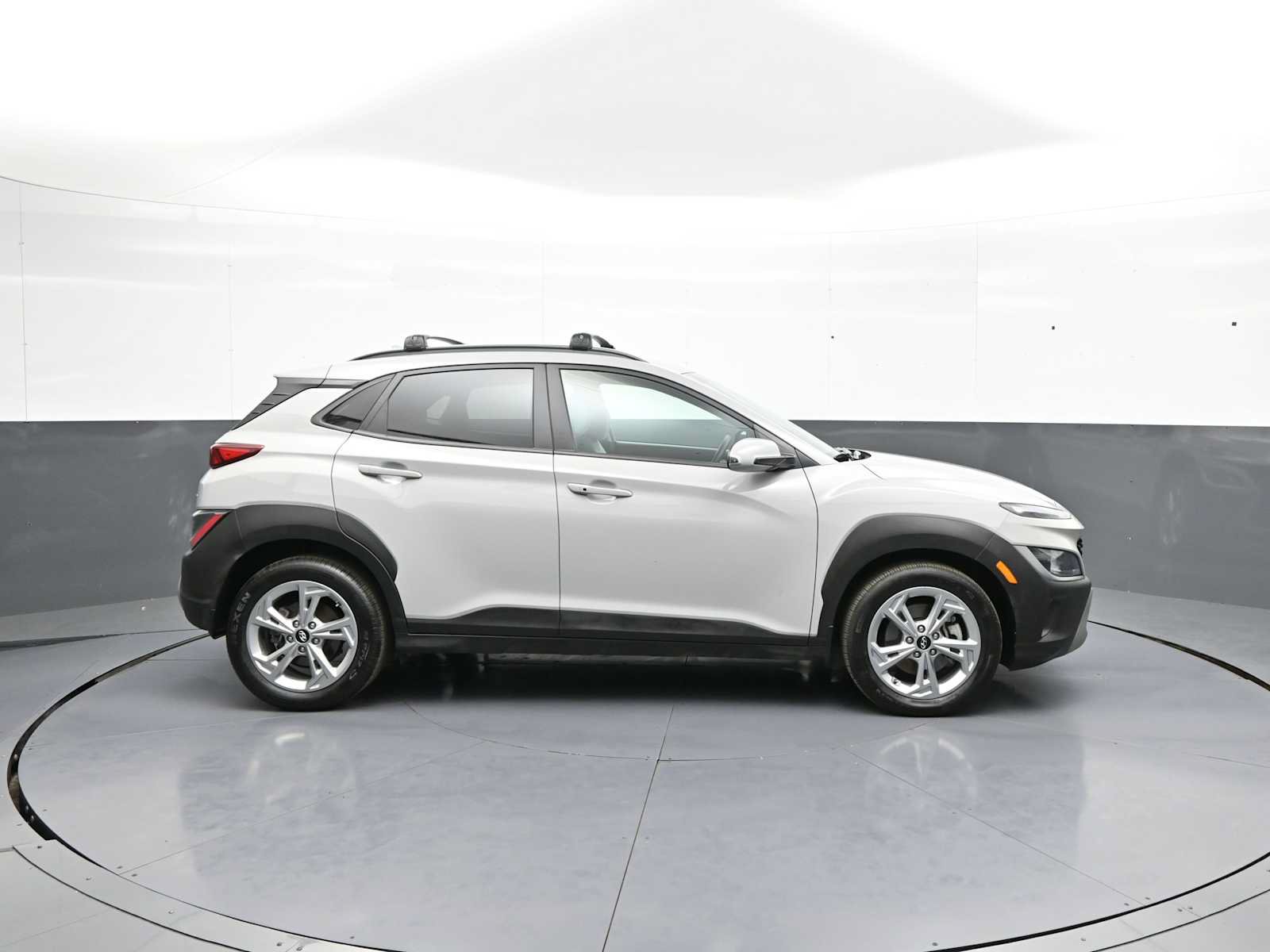 Certified 2023 Hyundai Kona SEL AWD/4WD image 5