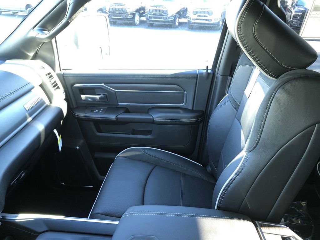 New 2026 RAM 2500 Laramie w/ Night Edition AWD/4WD image 31