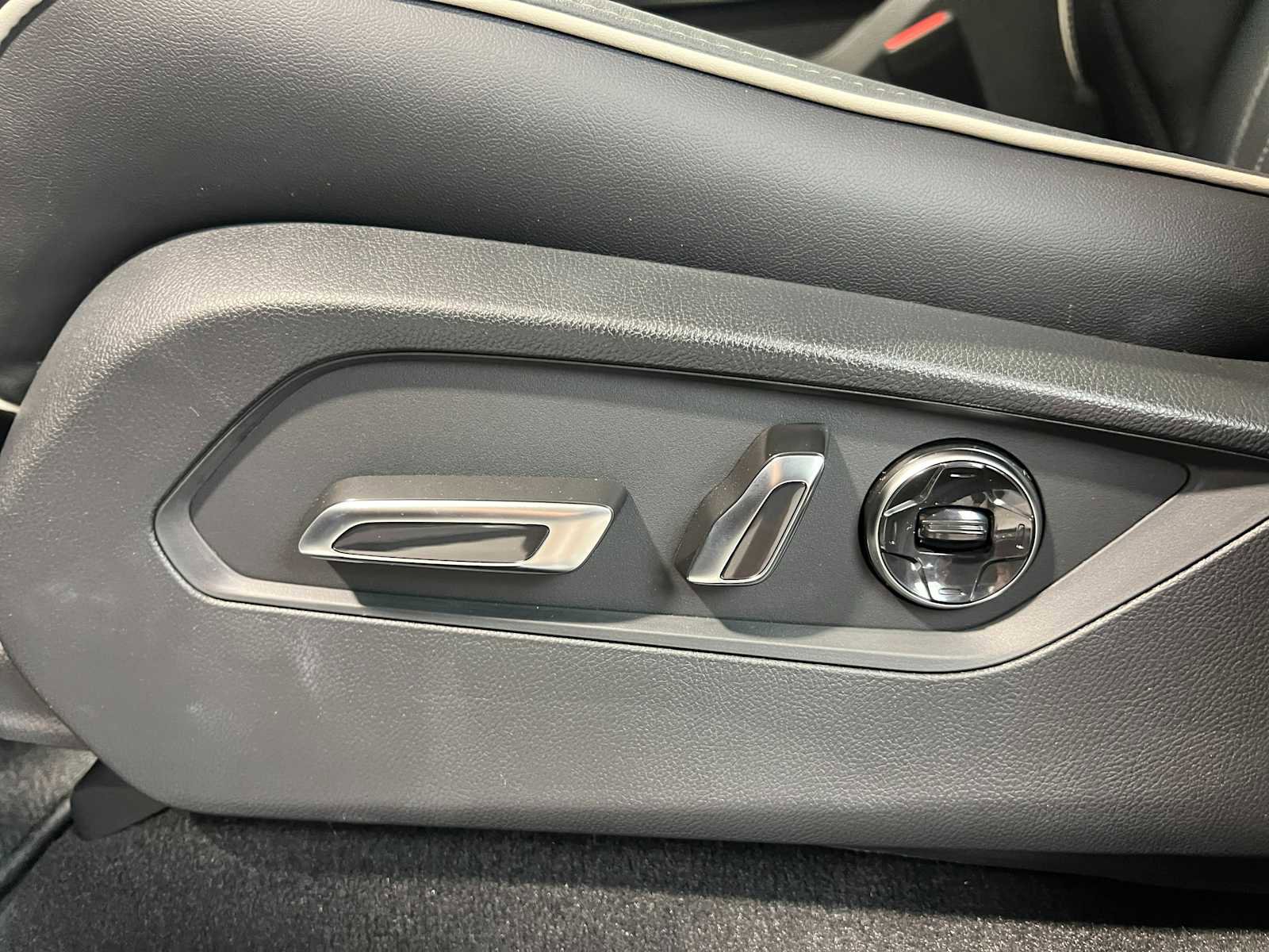 New 2026 Acura MDX SH-AWD w/ Advance Package image 14