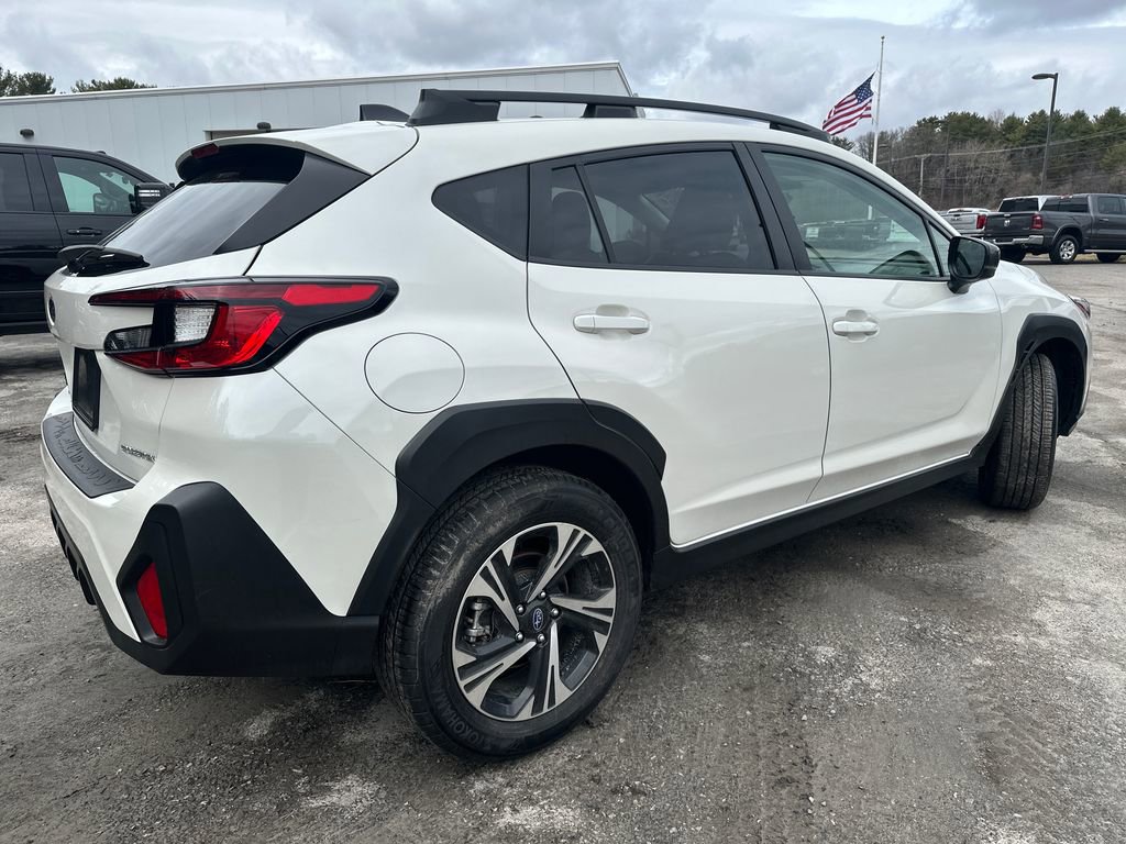 Used 2024 Subaru Crosstrek 2.0i Premium image 5