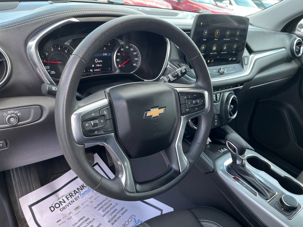 Used 2024 Chevrolet Blazer LT w/ Convenience Package AWD/4WD image 16