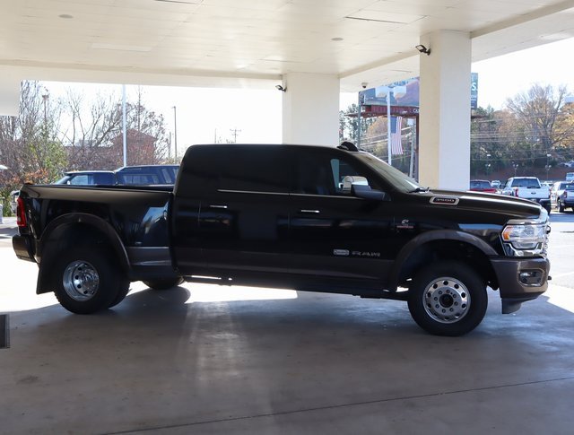 Used 2022 RAM 3500 Limited image 4