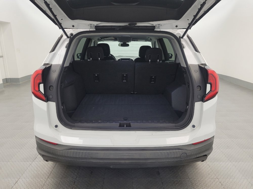 Used 2018 GMC Terrain SLE image 29