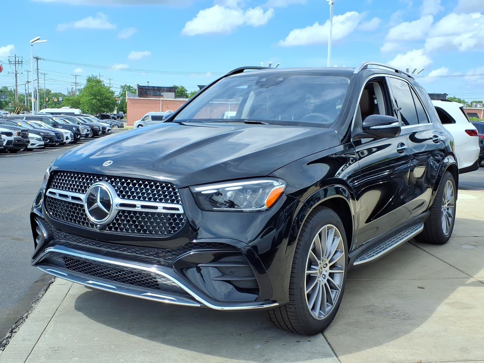 New 2026 Mercedes-Benz GLE 450 4MATIC image 3